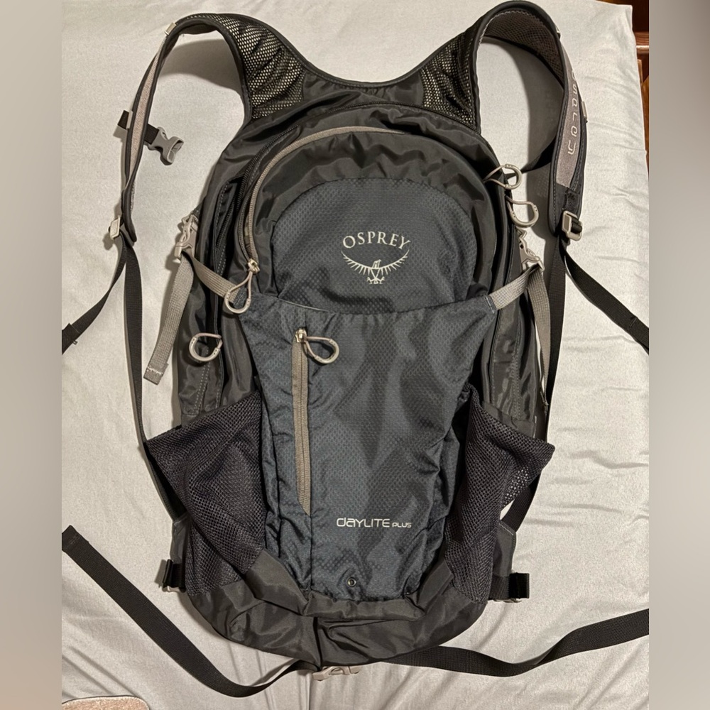 Osprey Daylite Plus Gray Backpack